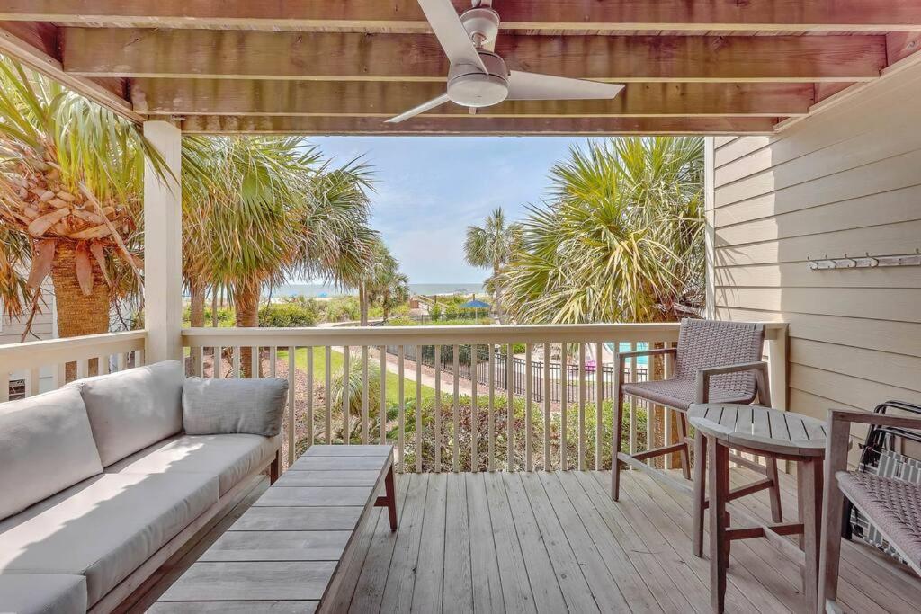 New Listing! Seagrove Villa 3A - Luxurious Ocean View! Isle of Palms Exterior photo